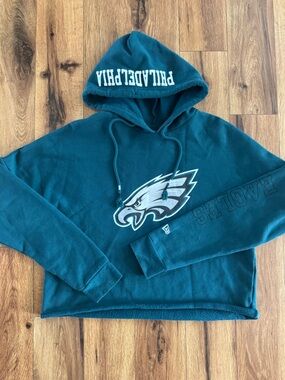 NFL Philadelphia Eagles cropped sweatshirt